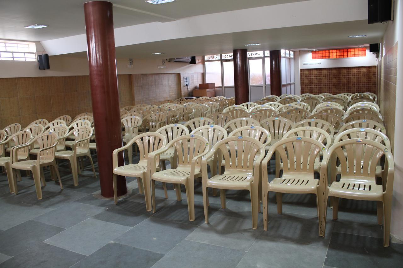 Hotel Victoriyah Thanjavur Exterior photo